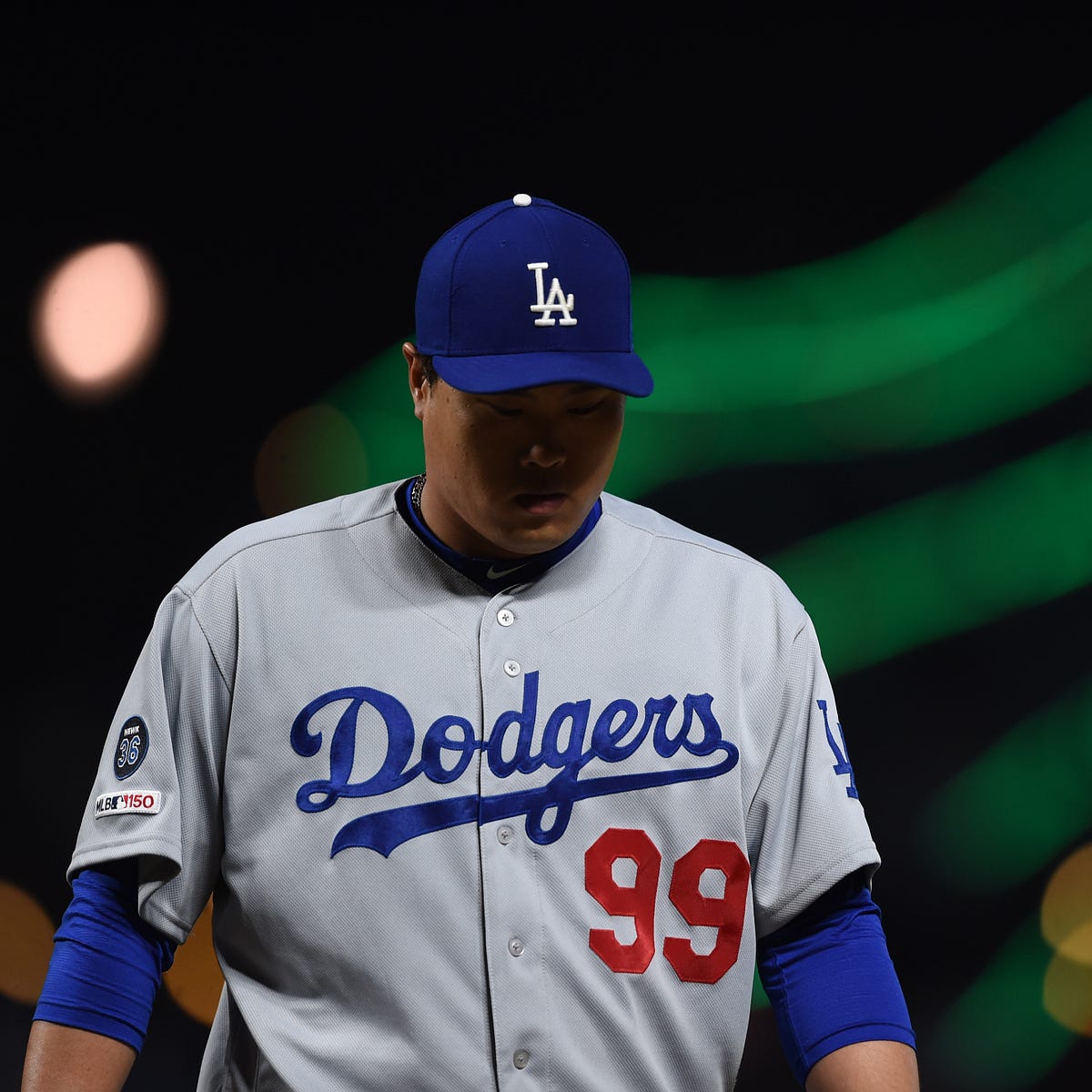 Ryu toys with the Giants, but Dodgers unable to back him up, by Cary  Osborne