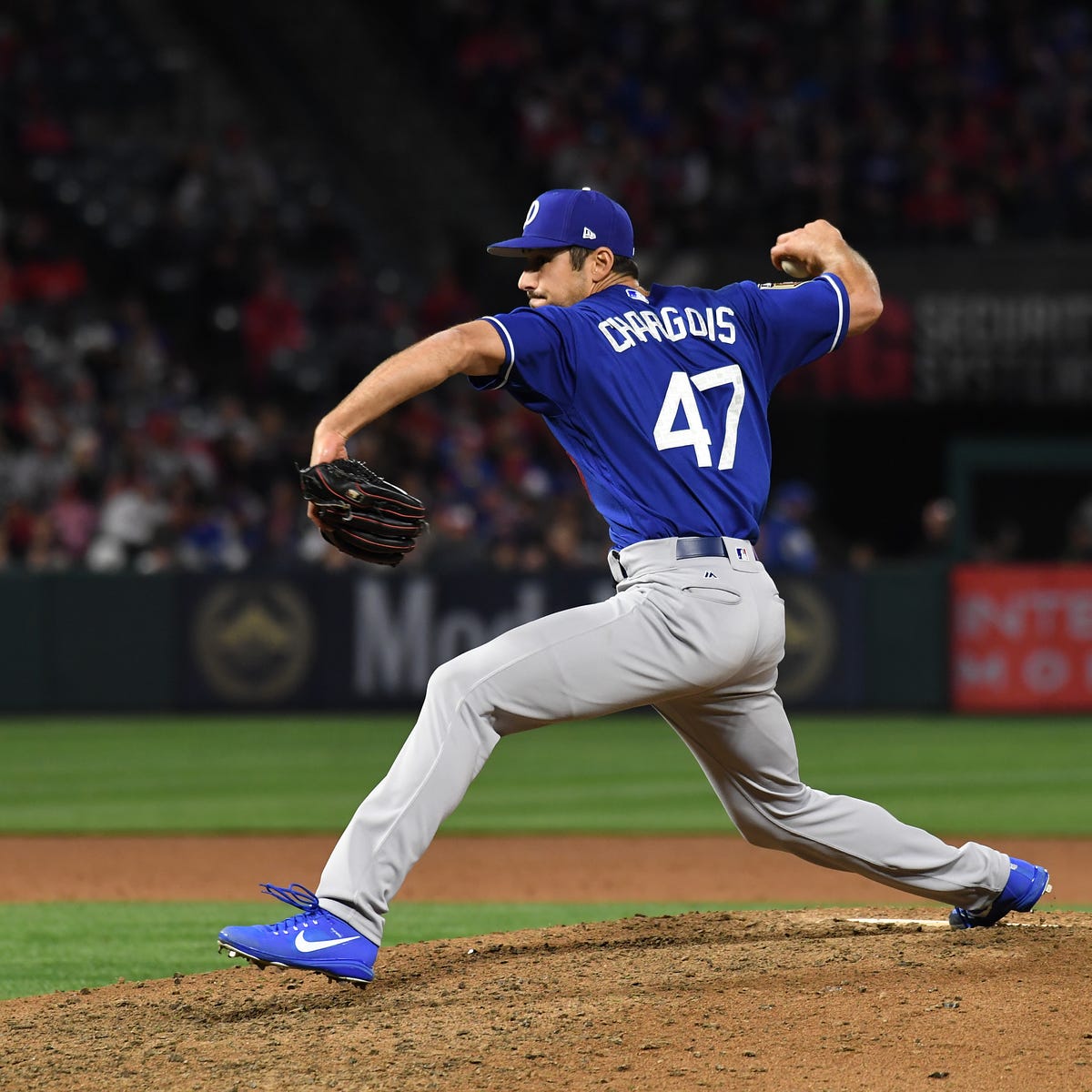 Fernando: Inside the legend of a pitcher is the story of a dynamic human  being, by Cary Osborne