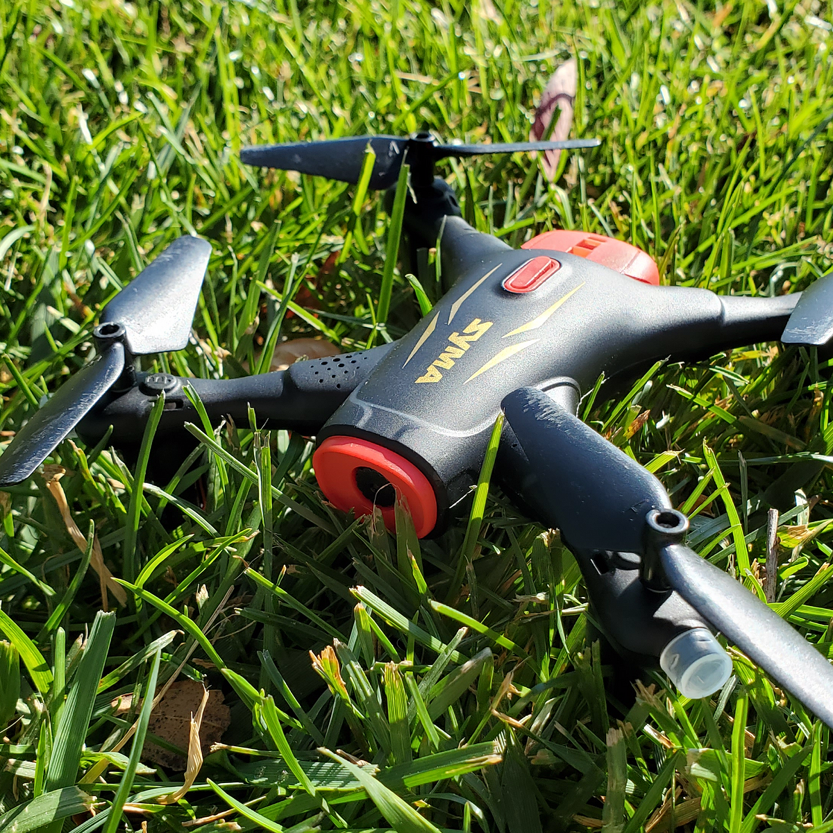 The Syma X400 Is a $55 Camera Drone That Fits in Your Palm | by Thomas  Smith | Debugger