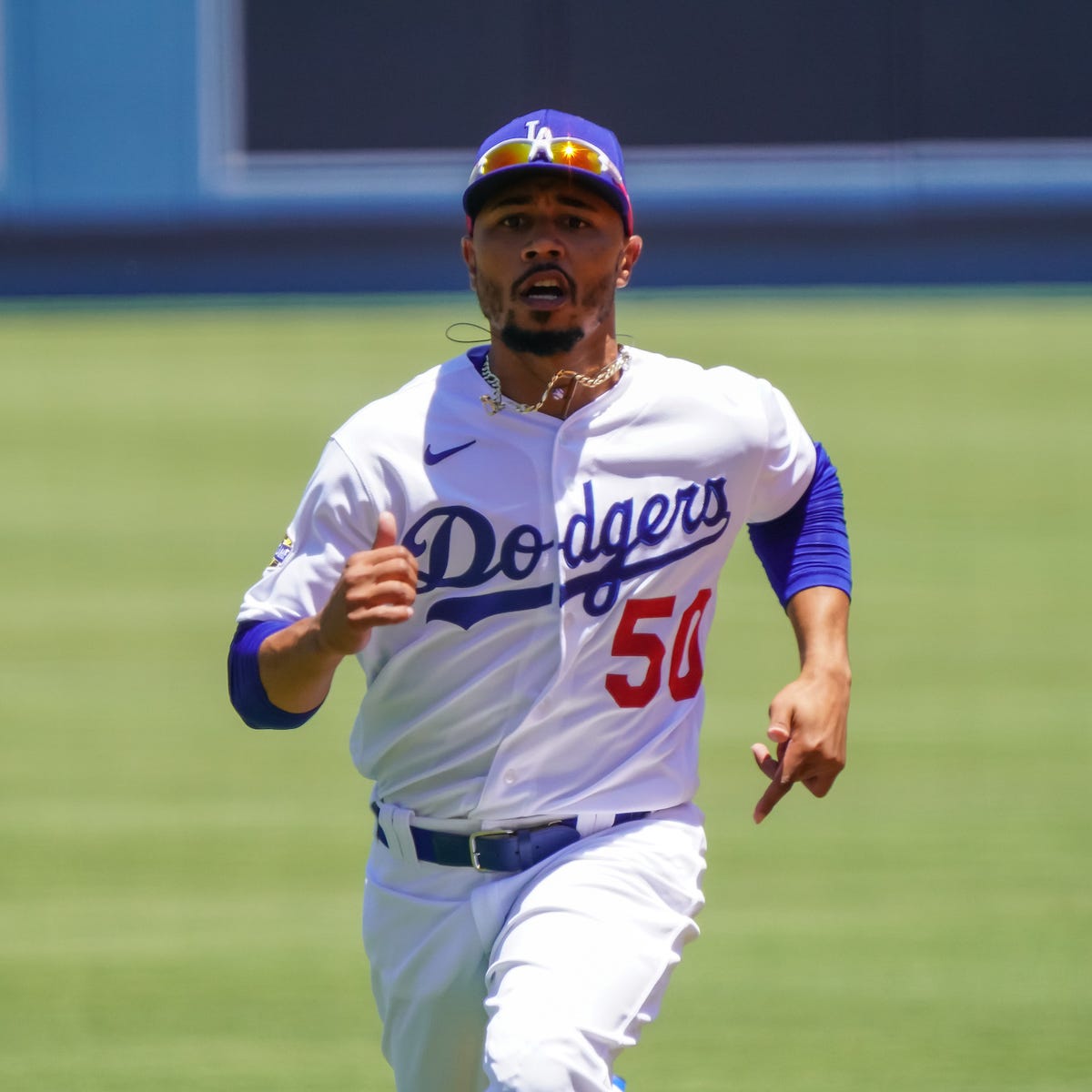 Why Is Mookie Betts Playing Shortstop for the Dodgers? - The New