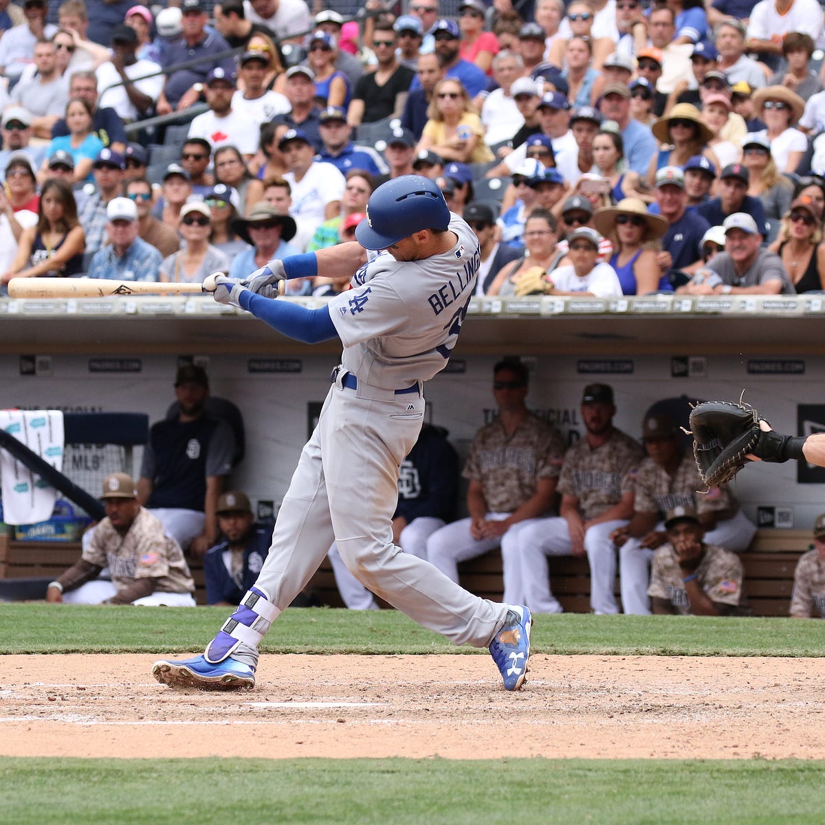 Cody Bellinger homers, collects three hits in win vs. Cardinals