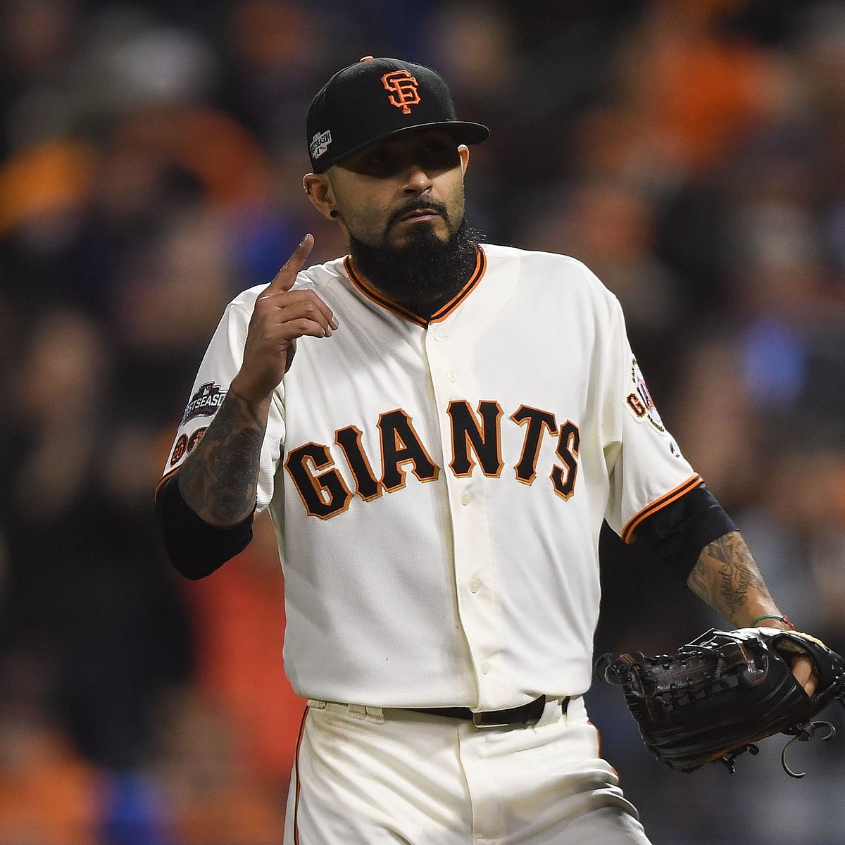 How Sergio Romo Uses His Sinker To Set Up His World-Class Slider