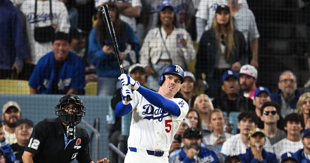 Dodgers fight through early funk to keep the momentum going