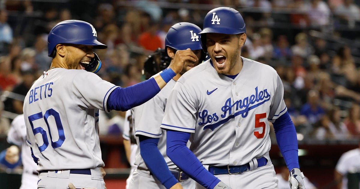 Led by Freddie Freeman, Dodgers near LA record with 24 hits in 14
