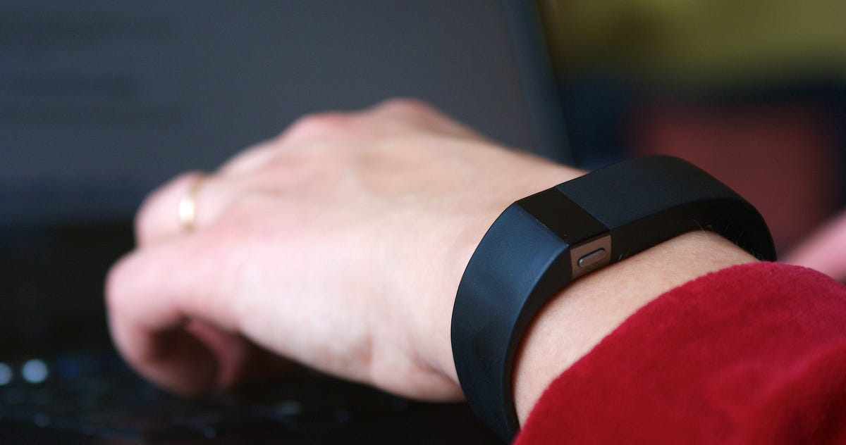 Scientists Want to Know if Fitness Trackers Can Detect Covid19 Early Elemental