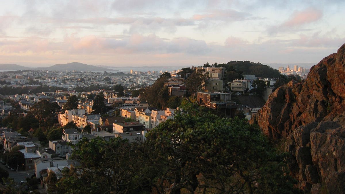 Image of: My Favorite Corner of SF: Carl and Cole