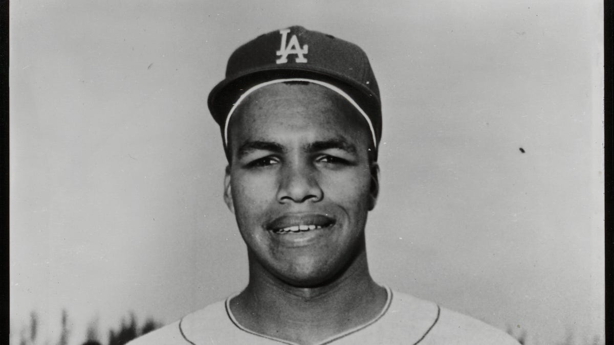 The Dodgers' hallowed records: Willie Davis, the LA hit king