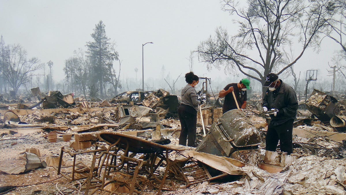Image of: How to Sift Through the Remains of a Home Destroyed by Fire