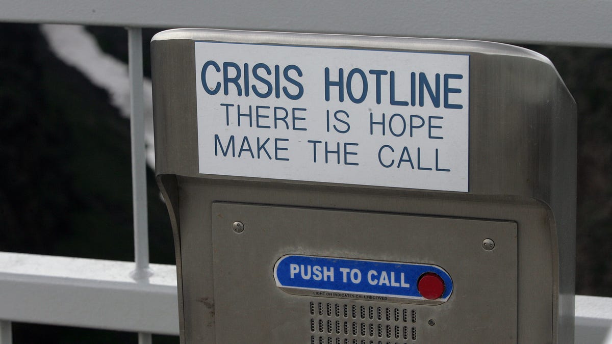 Image of: America’s First Suicide Hotline Was a Single Phone in San Francisco