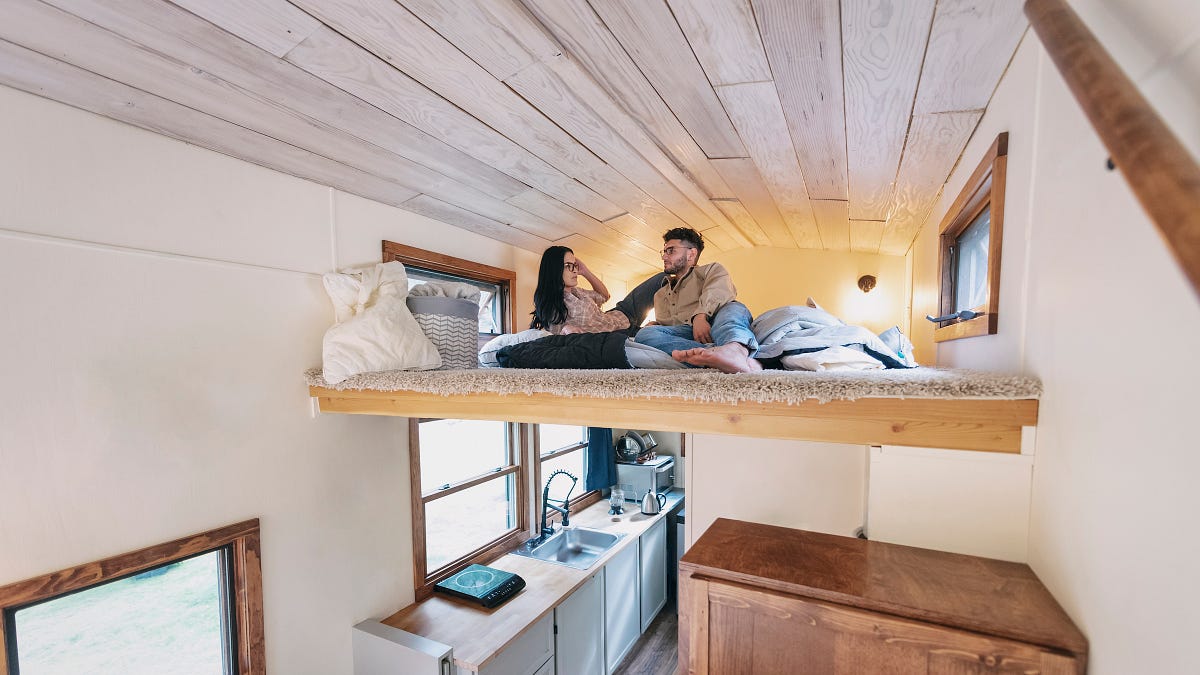 Image of: I Am an Additional 400 Square Feet of an SF Apartment, and You Want Me So Bad