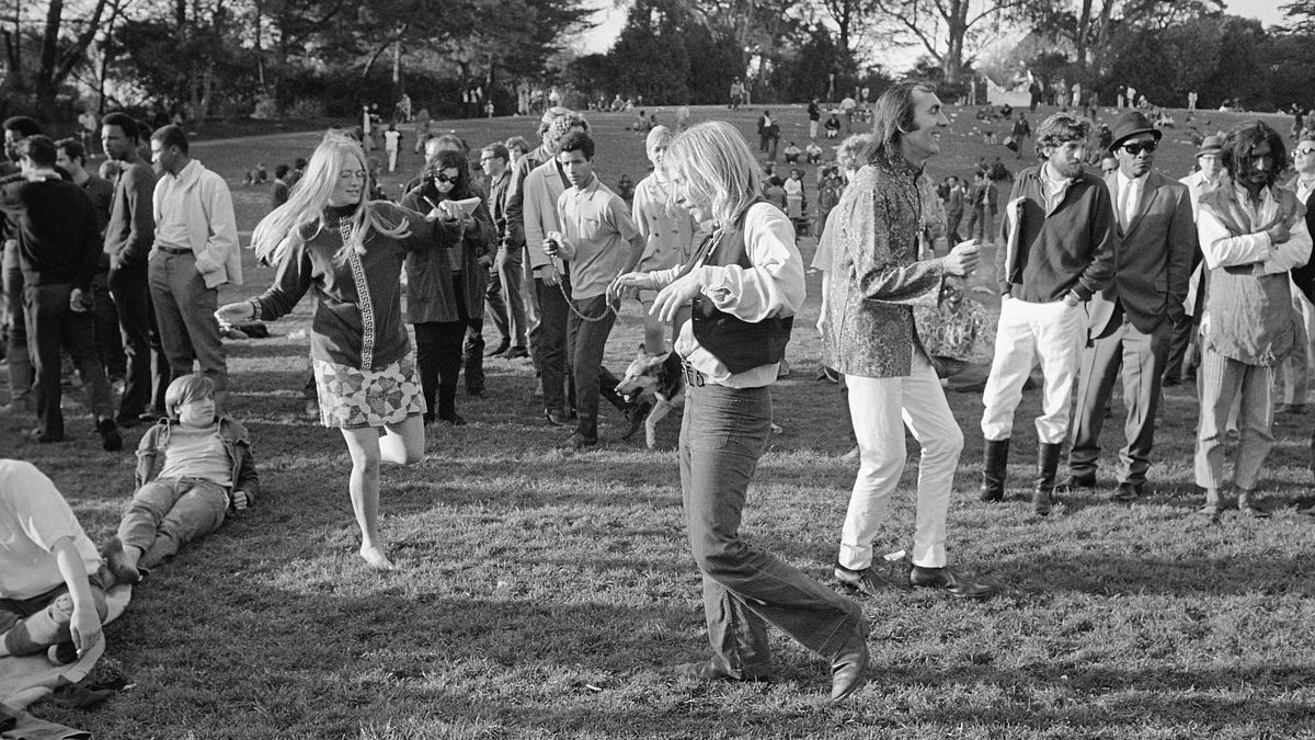 Happy 4/20: Please Enjoy These Past Photos of Hippies on Hippie Hill