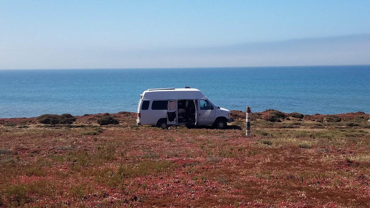 Image of: Van Dweller Makes Triumphant Return to Bay Area Hometown, Inspires Local Youth