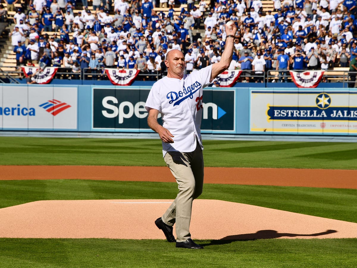 30 YEARS AGO: WATCH DODGERS KIRK GIBSON'S ALL-TIME WALK-OFF!