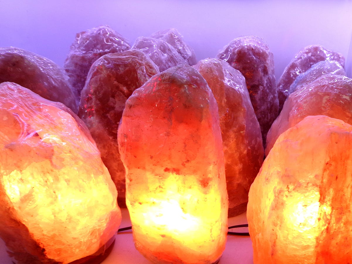 Salt lamp and sale plants