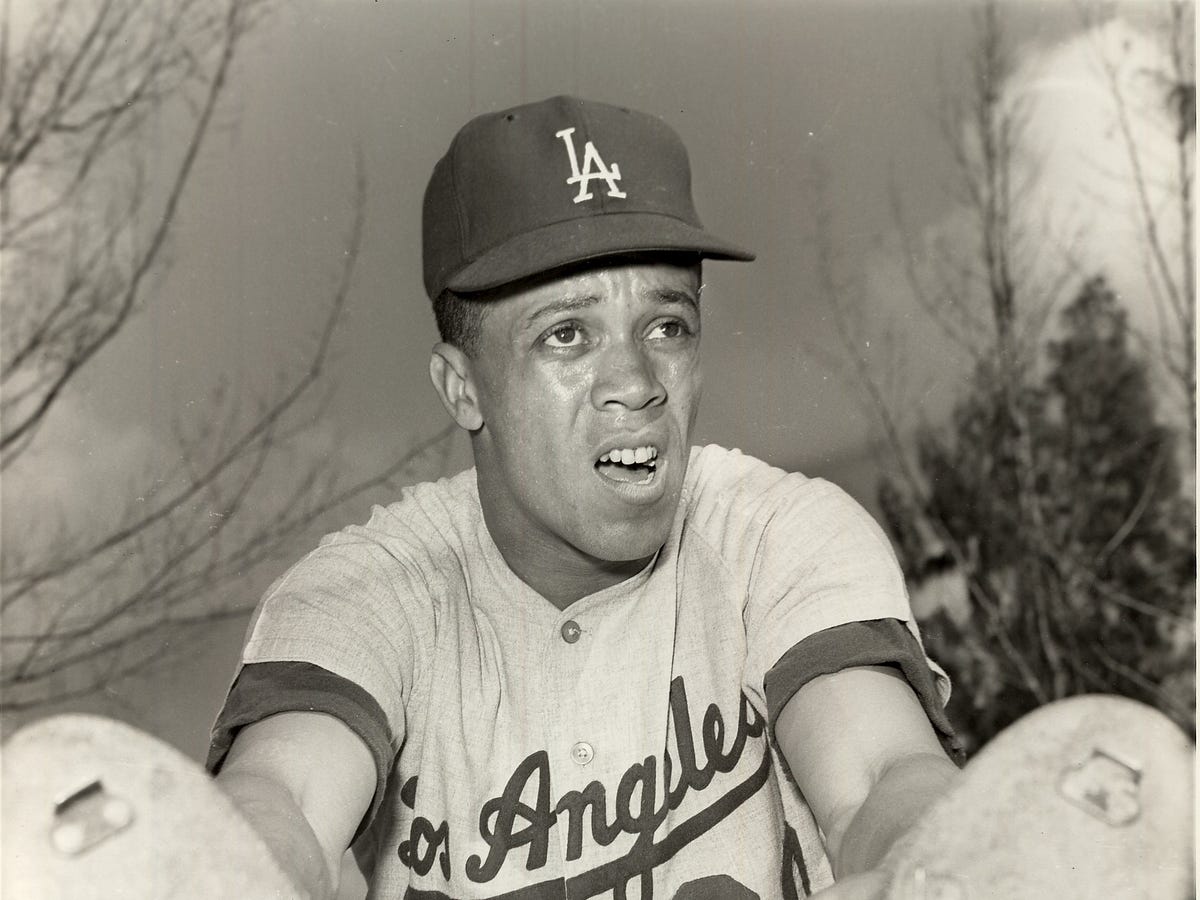 Former Expo, legendary base-stealing shortstop Maury Wills dies at 89