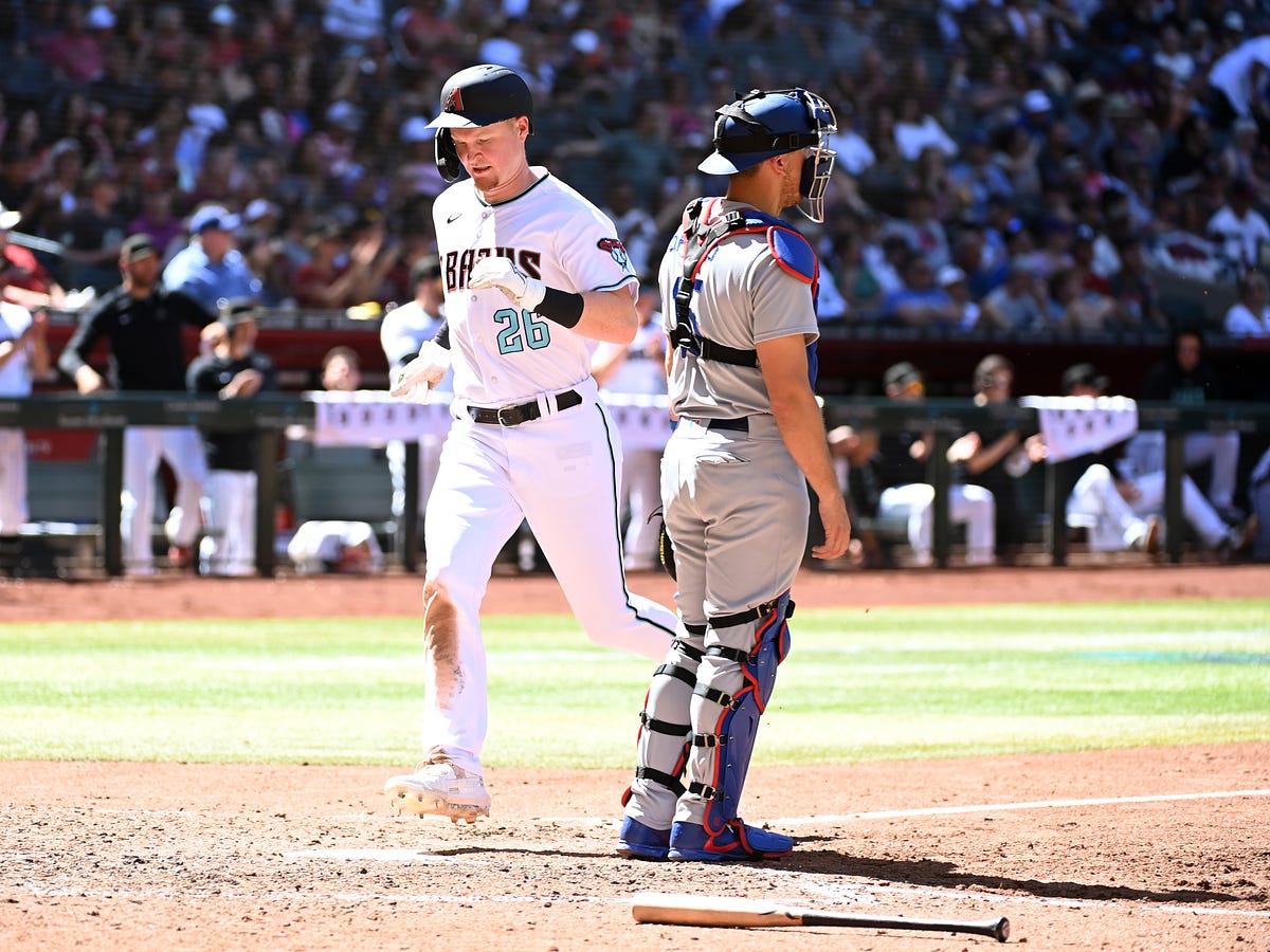 Squandered scoring chances vs. Arizona take toll on Dodgers - Los