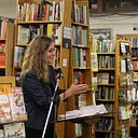 Lara Avery
