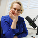 Dr Nicole Janz - Book Coach & Podcaster