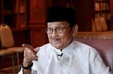 Pegangan untuk Generasi Milenial dari Eyang Habibie