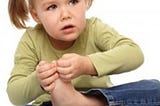 Sai lầm lớn khi chủ quan bệnh xương khớp ở trẻ em