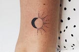 8 Moments To Remember From Tiny Moon And Sun Tattoo | tiny moon and sun tattoo