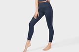TOP 9 WOMEN'S YOGA LEGGINGS & BOTTOMS TO MAKE ANY WOMAN LOOK AND FEEL INCREDIBLE