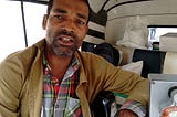 This Bangalore Auto Driver’s Singing And Painting Will Bewilder You