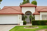 7 Ways to Fix a Garage Door That Won’t Close