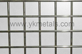 How To Distinguish Between Galvanized Welded Wire Mesh And Stainless Steel Welded Wire Mesh?
