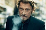 Johnny Hallyday : une ex-ministre souhaite que sa mort serve à dénoncer les dangers du tabac