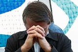 Por apoio evangélico, Bolsonaro culpa economia ao negar subsídio a igrejas