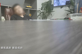 Exposed: China’s Live Streaming Hosts Use Fabricated Stories to Sell Ordinary Food as Miraculous…