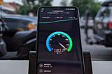A speed test conducted on an LG V50 ThinQ by a Verizon employee in Aurora, Colorado.