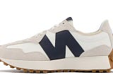 New Balance 327 Moonbeam Beige Gum