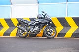 Bajaj Pulsar 220f