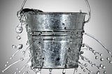 The leaky bucket algorithm: Throttling for #APIs