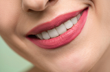 How to naturally whiten teeth: 10 home remedies