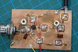 Experimental narrowband FM receiver for the 2-meter band