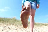 How to Stop Feet Swelling in Hot Weather Now