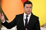 Who is Volodymyr Zelenskyy? What is the reason of fight between Ukraine and Russia?