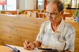 TALENTED VIETNAMESE ARTIST SKETCHES AT ALMA RESORT