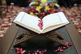 5 Keutamaan Membaca Alquran