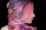 hairstylist coloring 
