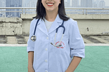 Dược sĩ Hà Lã tốt nghiệp khoa dược tại Đại Học Y Hà Nội, chuyên ngành sản phụ khoa trên MEDAYROI.com