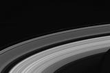 Lampi di Cassandra/ Una cartolina da Saturno