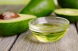 AVOCADO OIL VS COCONUT OIL: WHICH OIL IS THE HEALTHIEST?