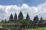 Prambanan, cel mai mare templu hindus al Indoneziei.