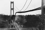 THE COLLAPSE OF THE TACOMA BRIDGE: The physics behind an engineering disaster