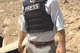 Freelancing in War Zones. A How-to Guide