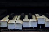 A broken and disjointed piano keyboard